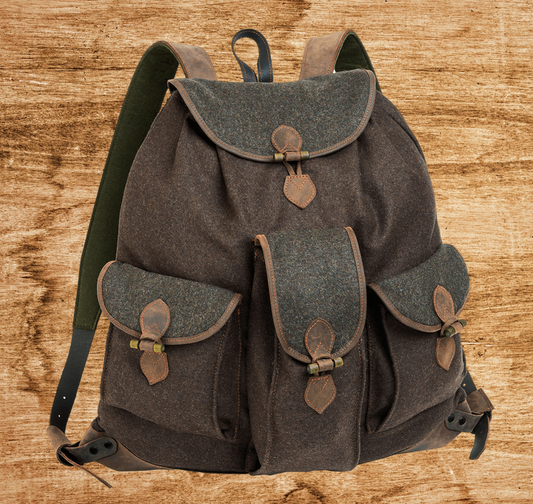 AKAH - hunting backpack made of loden and leather